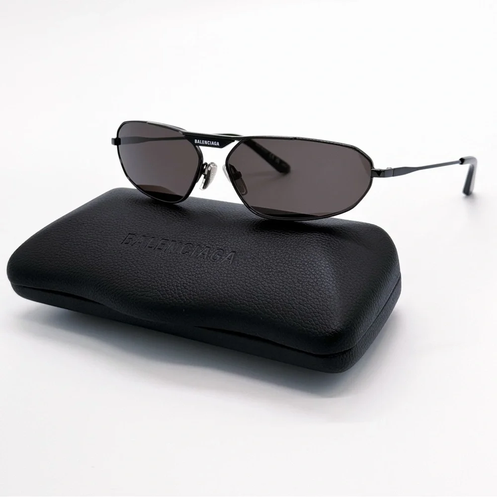 NEW BALENCIAGA BB0245S 001 OVAL BLACK METAL UNISEX SUNGLASSES BALENCIAGA